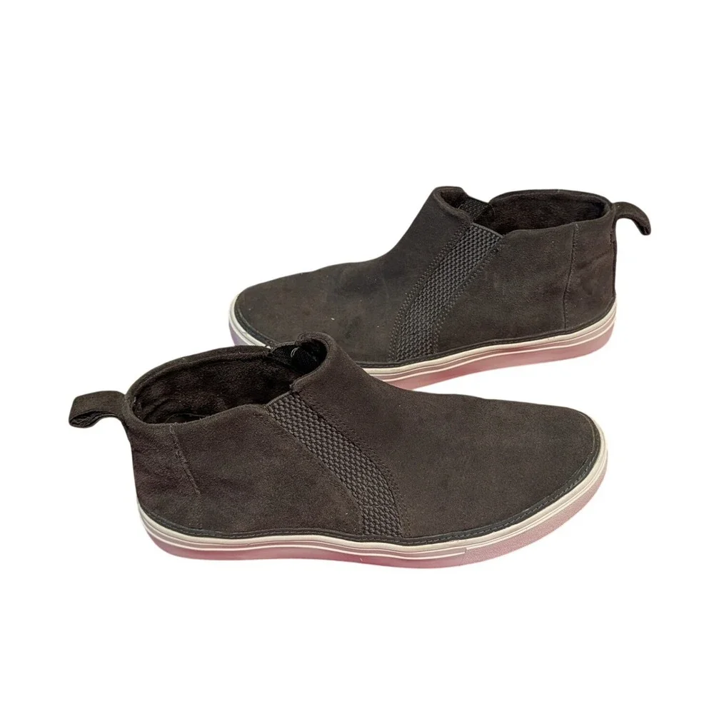 TOMS Grey Suede Slip On Ankle Boots Mid Top Sneakers Womens 9 Minimalist Chukka